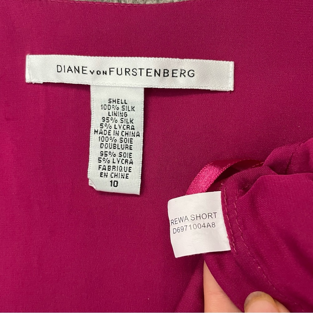 Diane Von Furstenburg Rewa Short Floral Silk Wrap dress - Picture 10 of 10